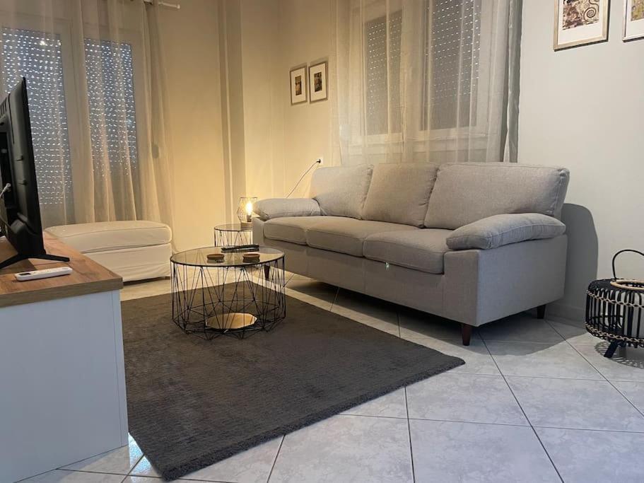 Letty'S Cozy Flat Apartment Peraia  Bagian luar foto