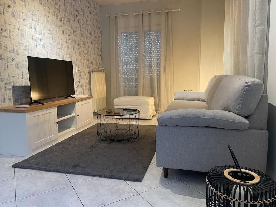 Letty'S Cozy Flat Apartment Peraia  Bagian luar foto